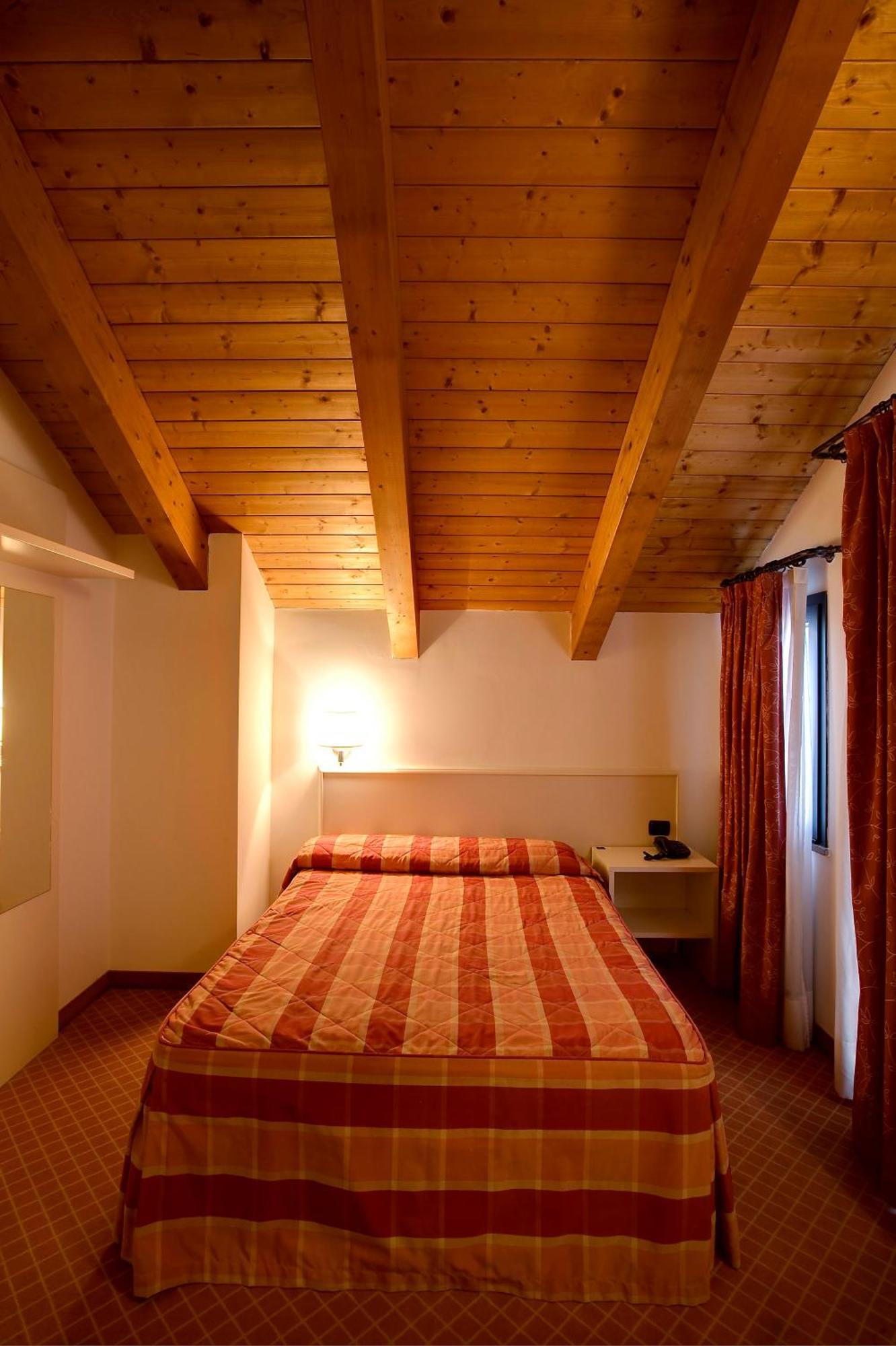 Hotel Gallia Pianezza Esterno foto